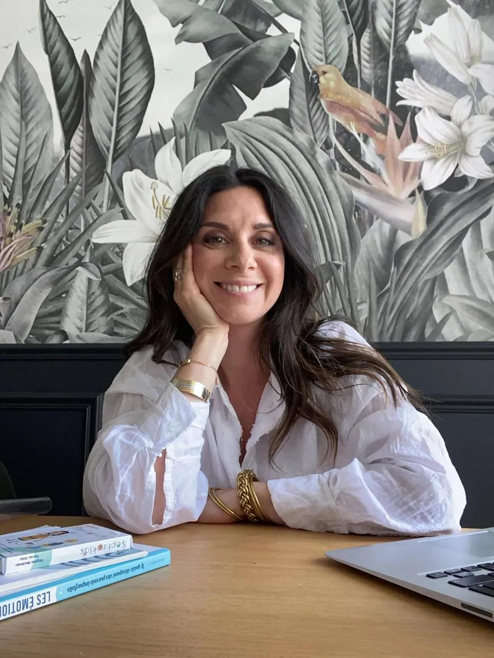 Candice Anzel, coach, hypnothérapeute et sophrologue